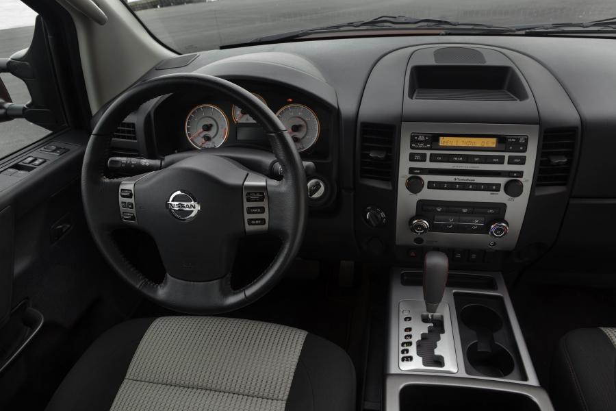  Nissan Titan 2006 года  (фото 35 из 89)
